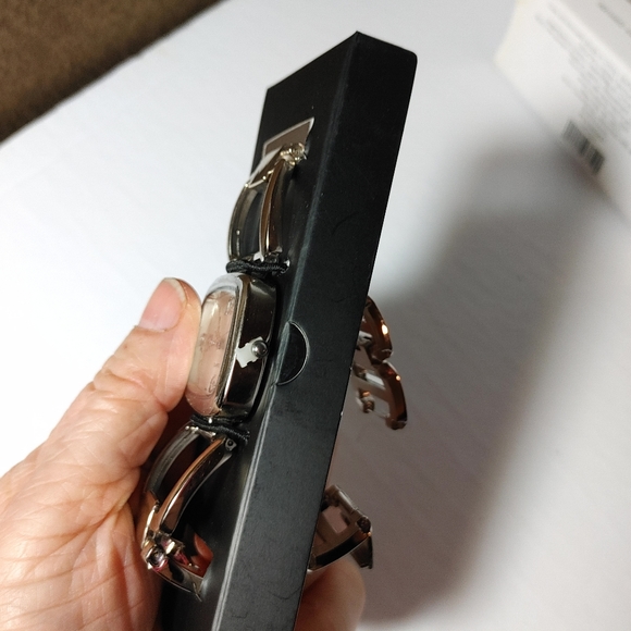 AVON - SQUARED AWAY LINK WATCH - Picture 3 of 4